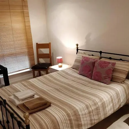 Haus Bloc Leeds (West Yorkshire)